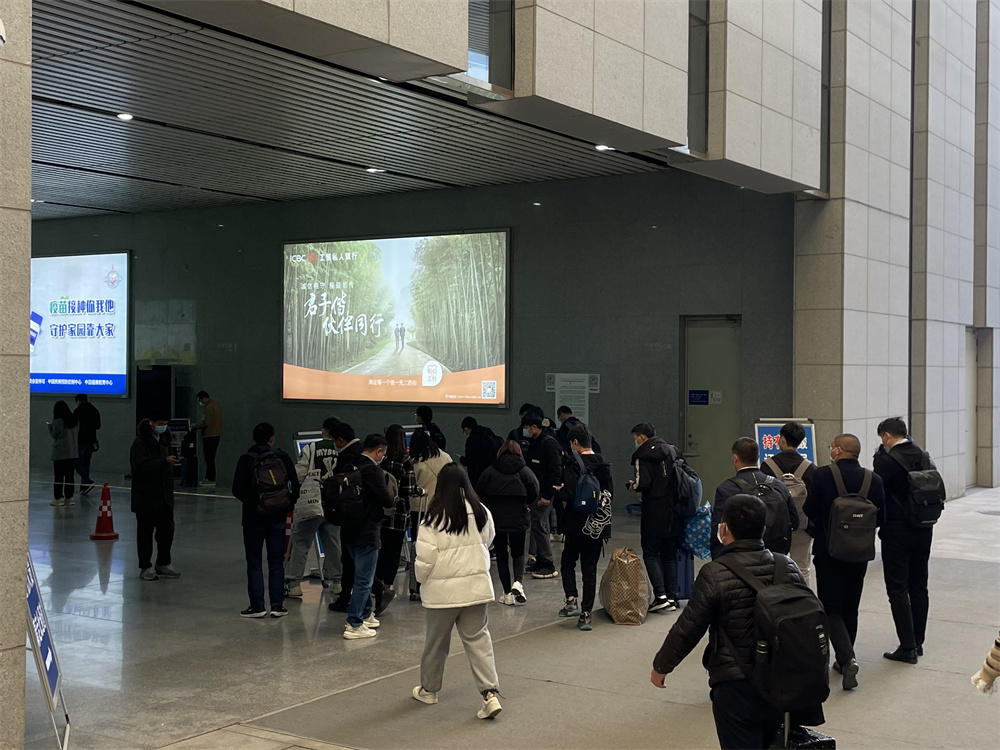 新鄉高鐵站廣告報價